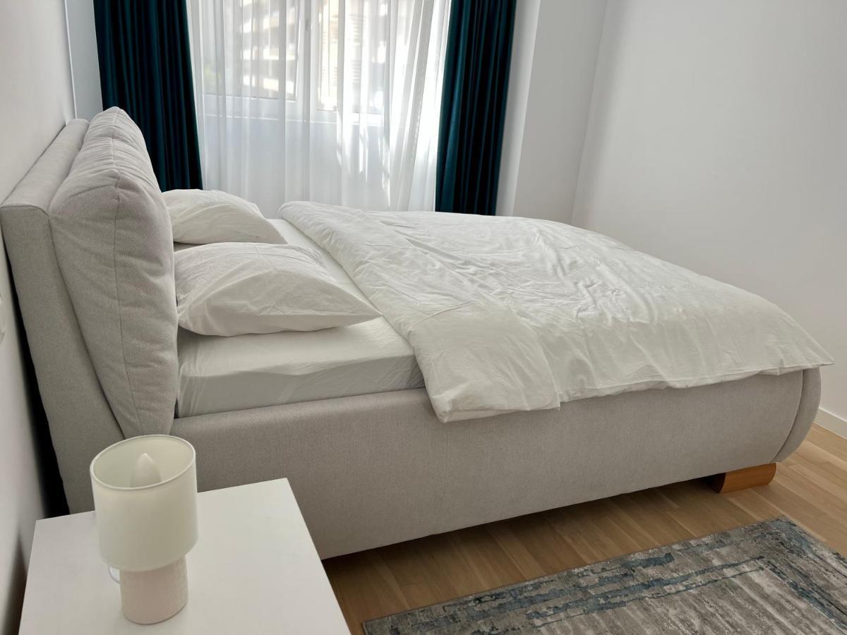 C-Entral Apartments Bucharest With Private Parking Экстерьер фото