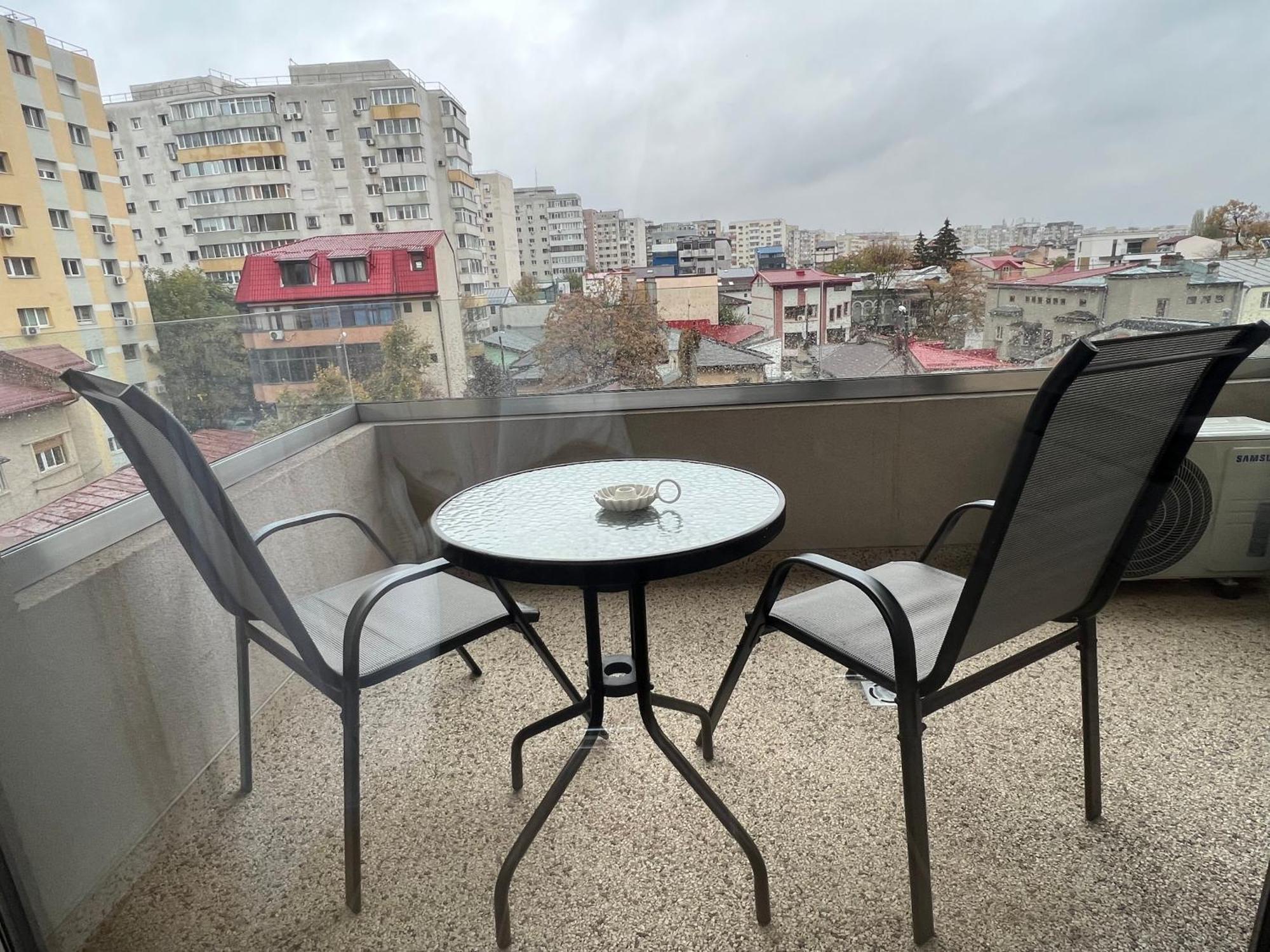 C-Entral Apartments Bucharest With Private Parking Экстерьер фото